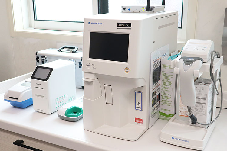血液検査機器